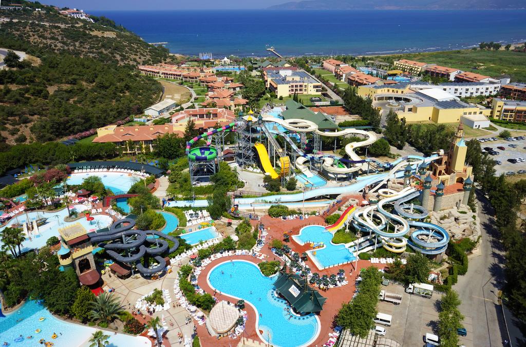 HOTEL-AQUA-FANTASY-AQUAPARK-AIR_TOUR-TRAVEL-1